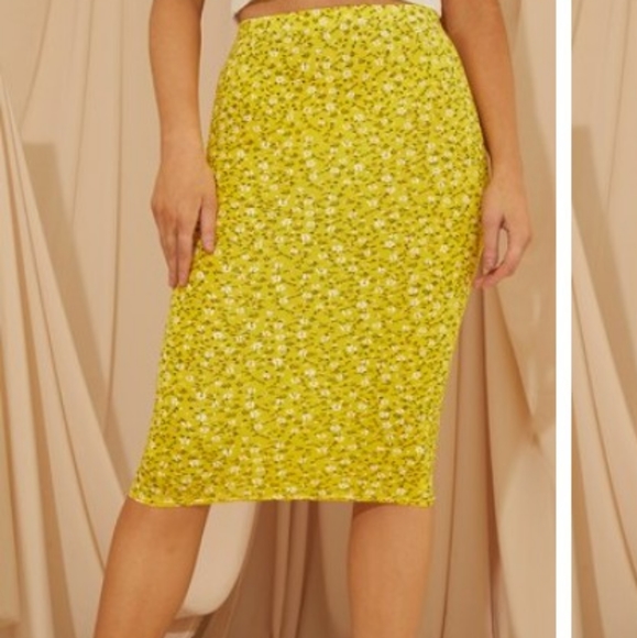 Pretty little thing, Yellow floral midi skirt extreme stretch - Picture 3 of 3
